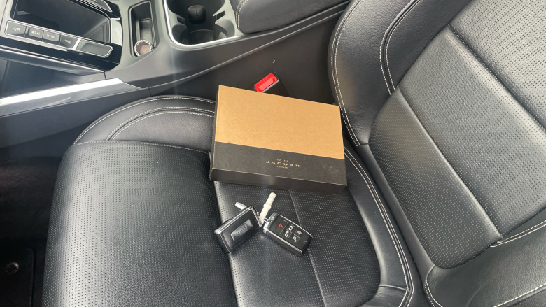 Jaguar I-Pace 294kW EV400 SE 90kWh 5dr Auto Electric Estate